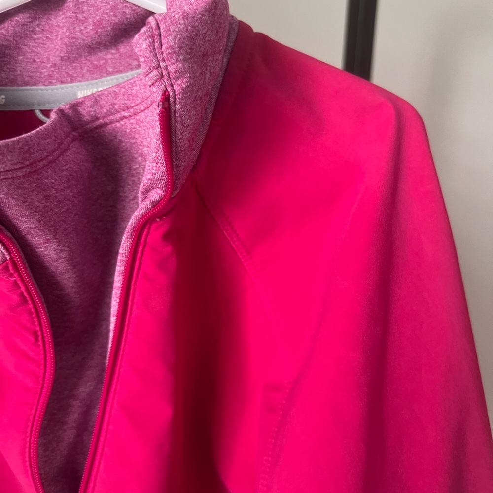 Nike Women's running dry fit Pink Jacket size M - Picture 5 of 6